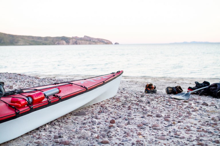 trak kayak rock beach